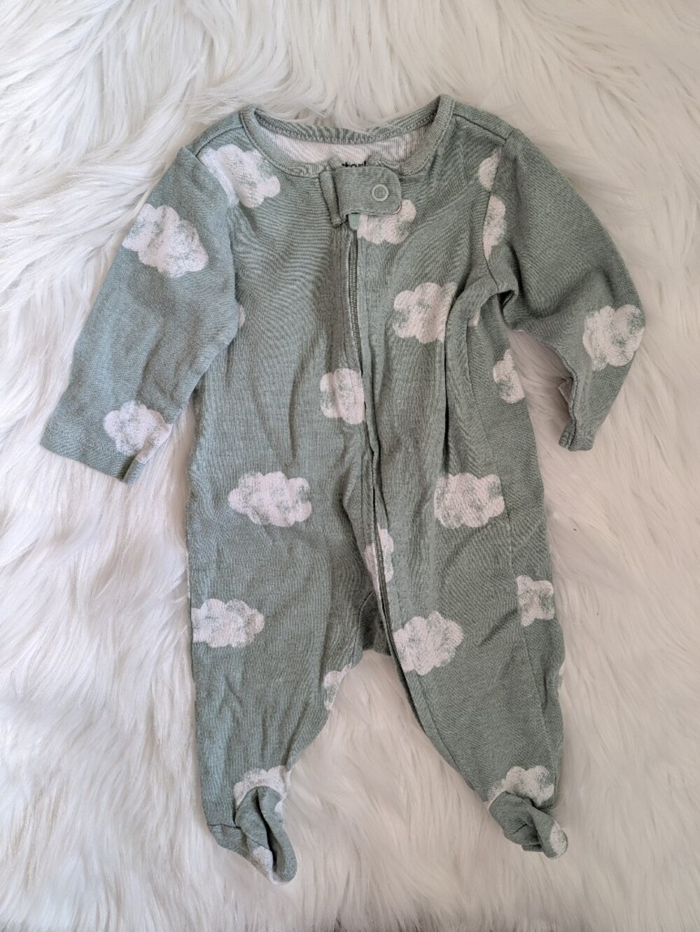 NEW Carter's 0-3M Sage Green Cloud-Print Footed One-Piece
